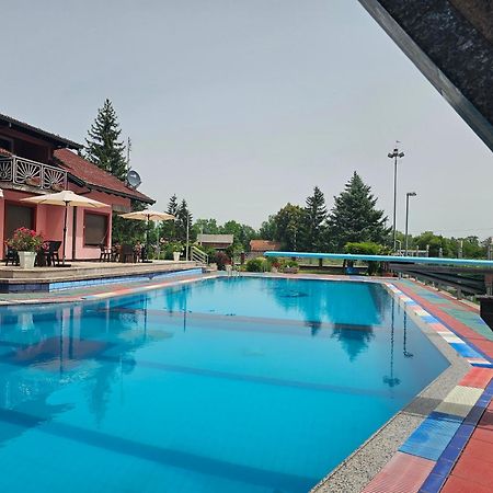 Stevin Ranc Apartment Bosanska Dubica Bagian luar foto